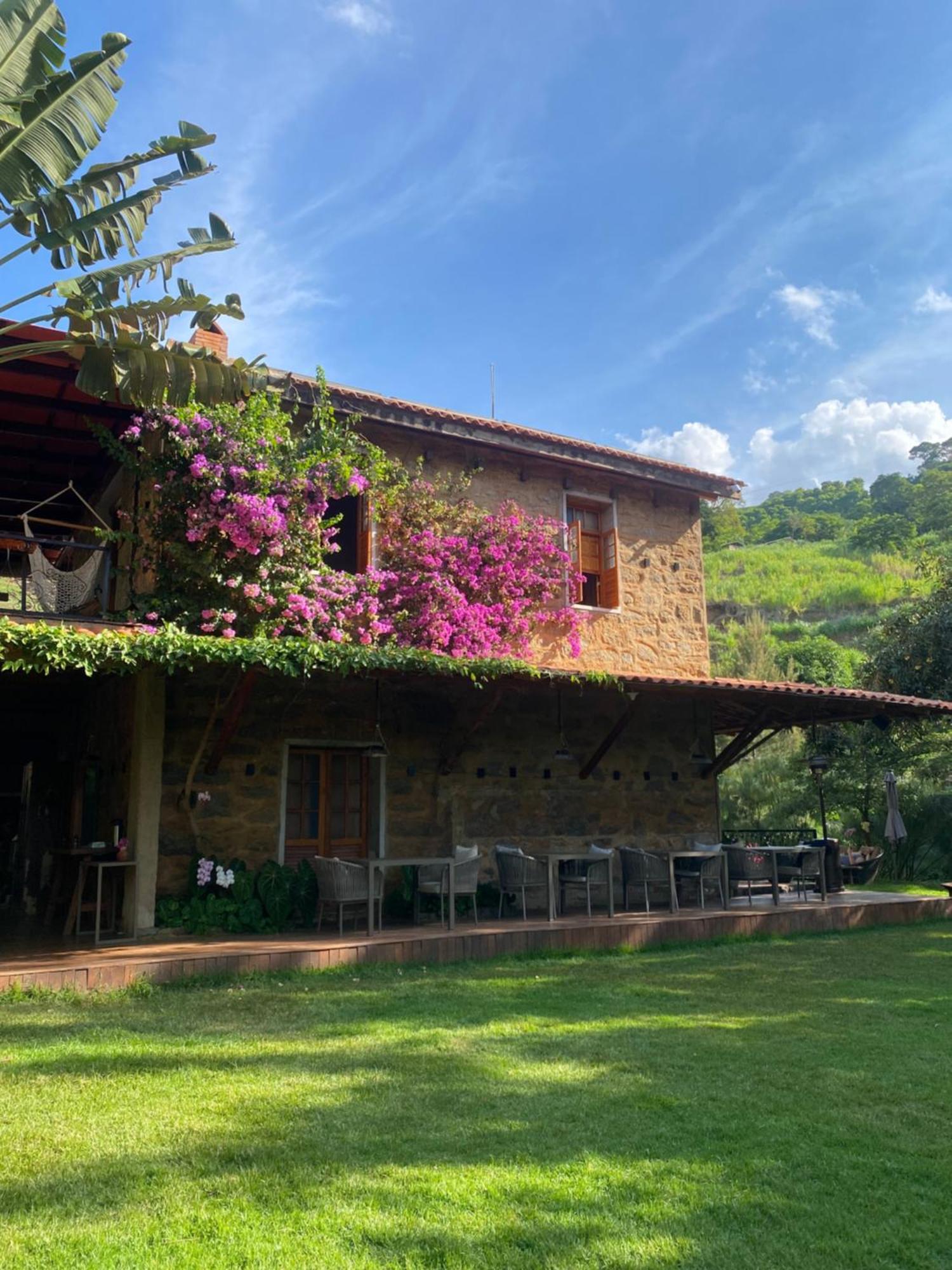 Fazenda Cachoeira Boutique Hotel Caratinga Bagian luar foto